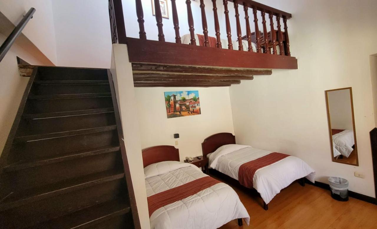 Hotel Cusco Plaza Saphi Esterno foto