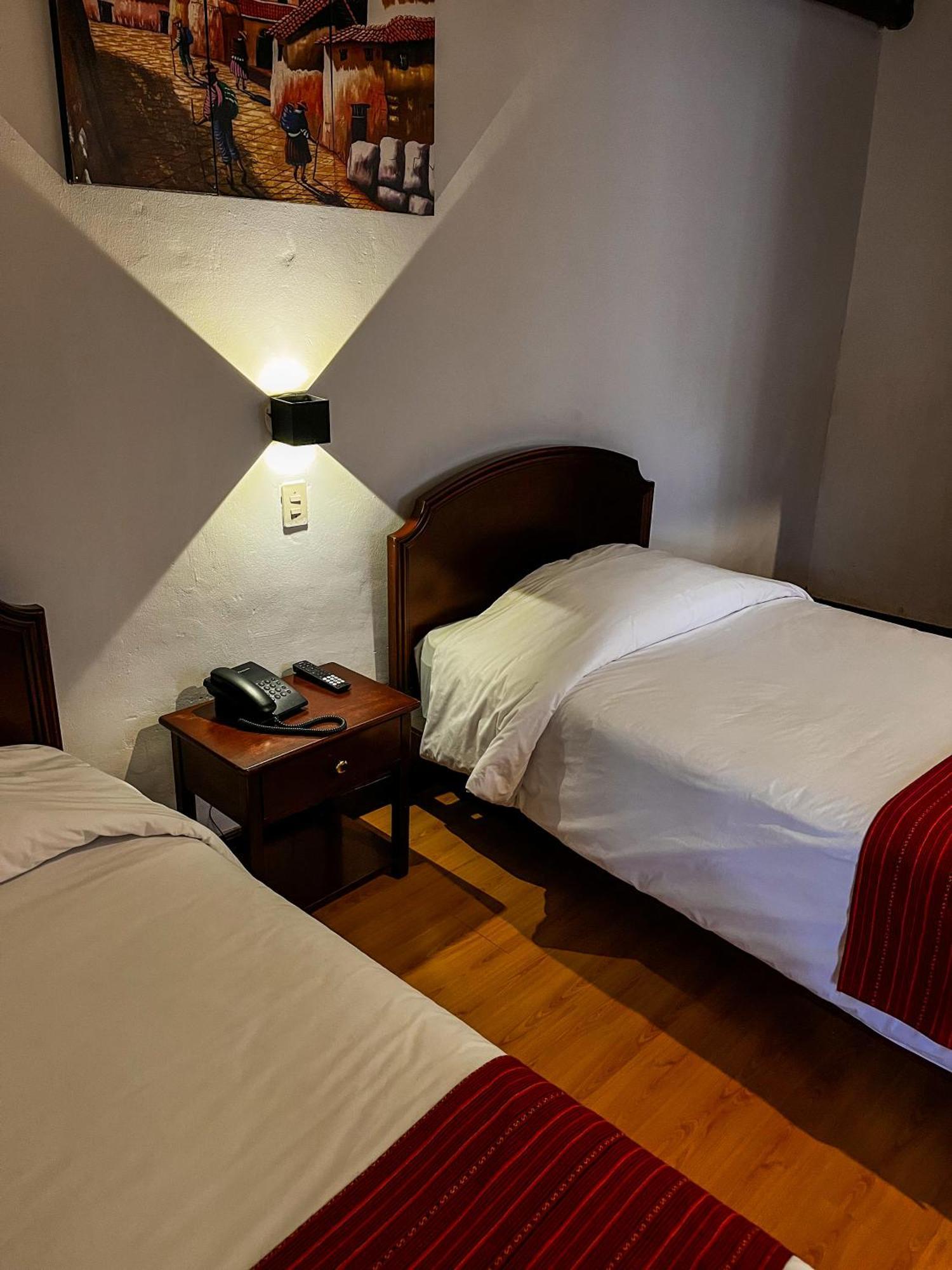 Hotel Cusco Plaza Saphi Esterno foto