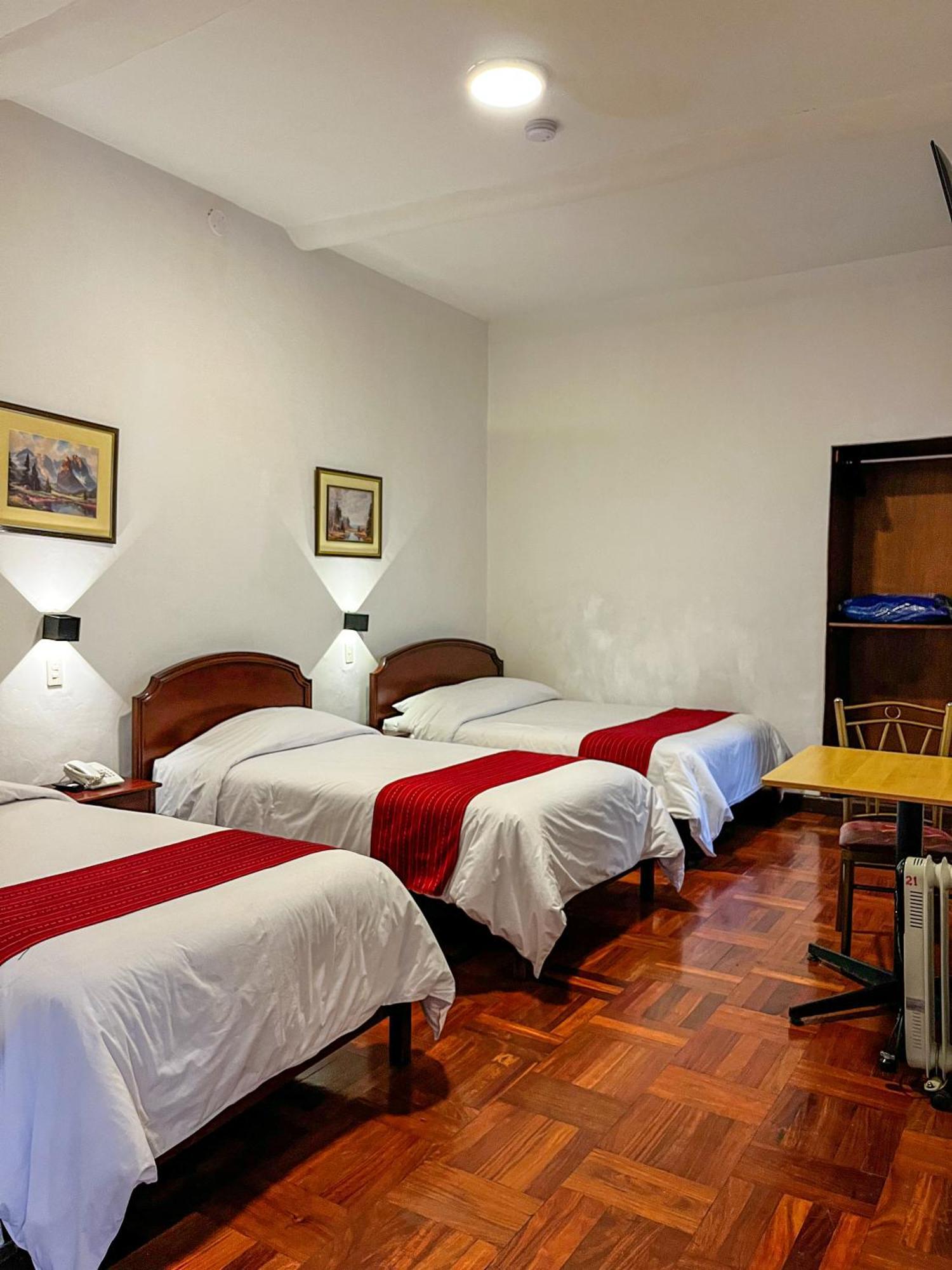Hotel Cusco Plaza Saphi Esterno foto