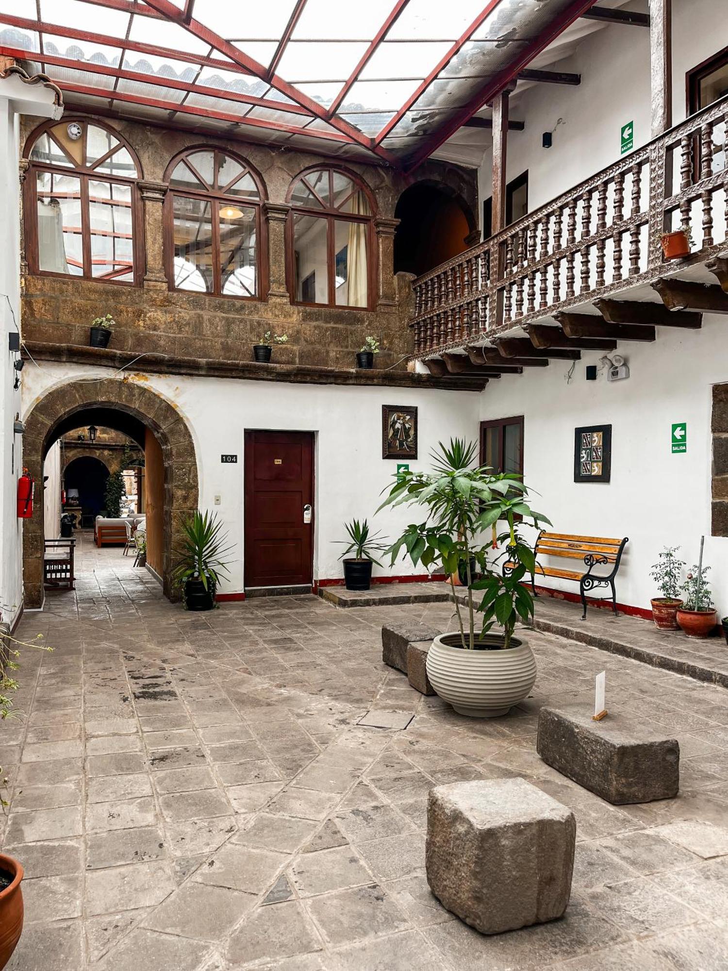 Hotel Cusco Plaza Saphi Esterno foto