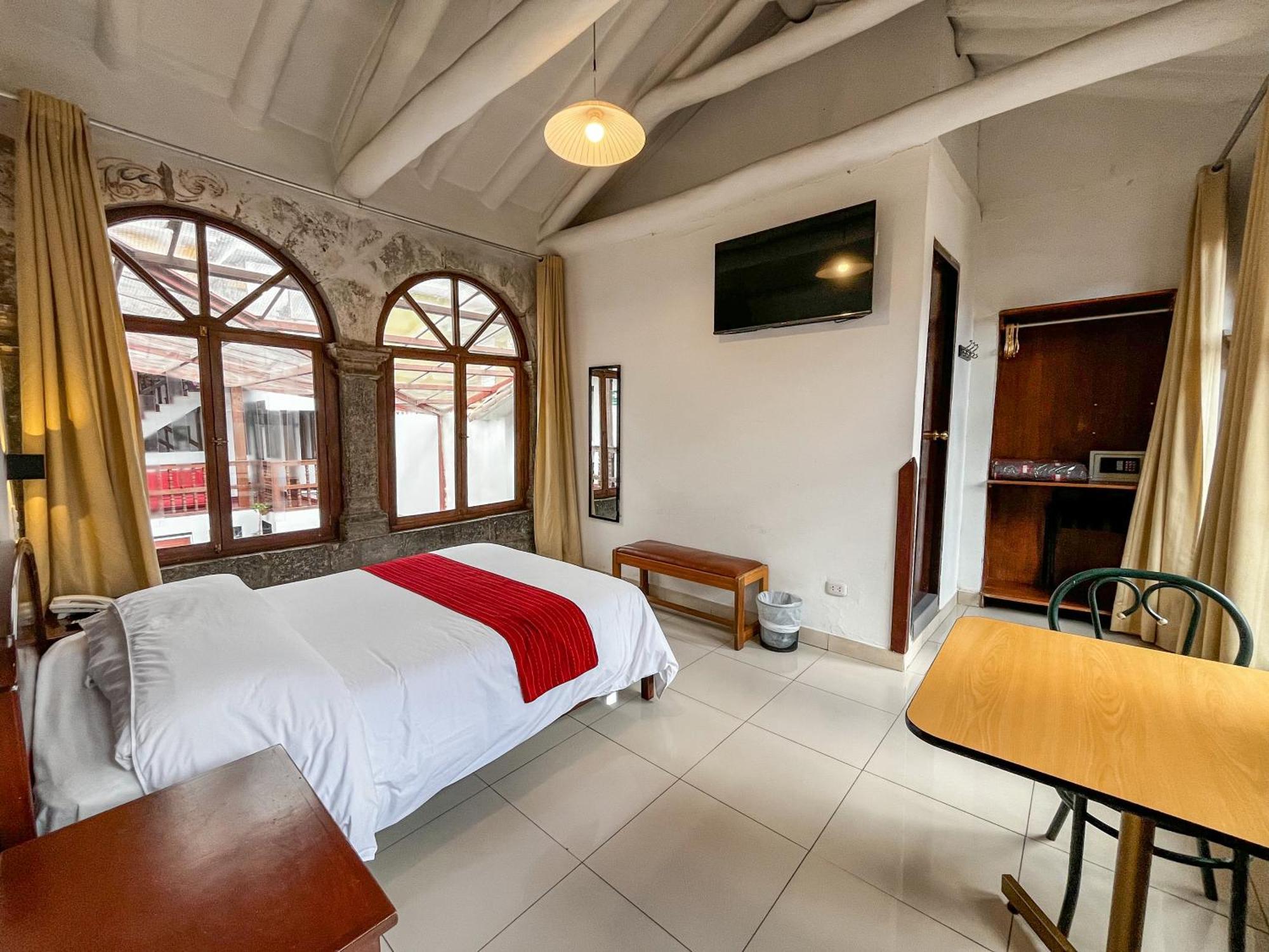 Hotel Cusco Plaza Saphi Esterno foto