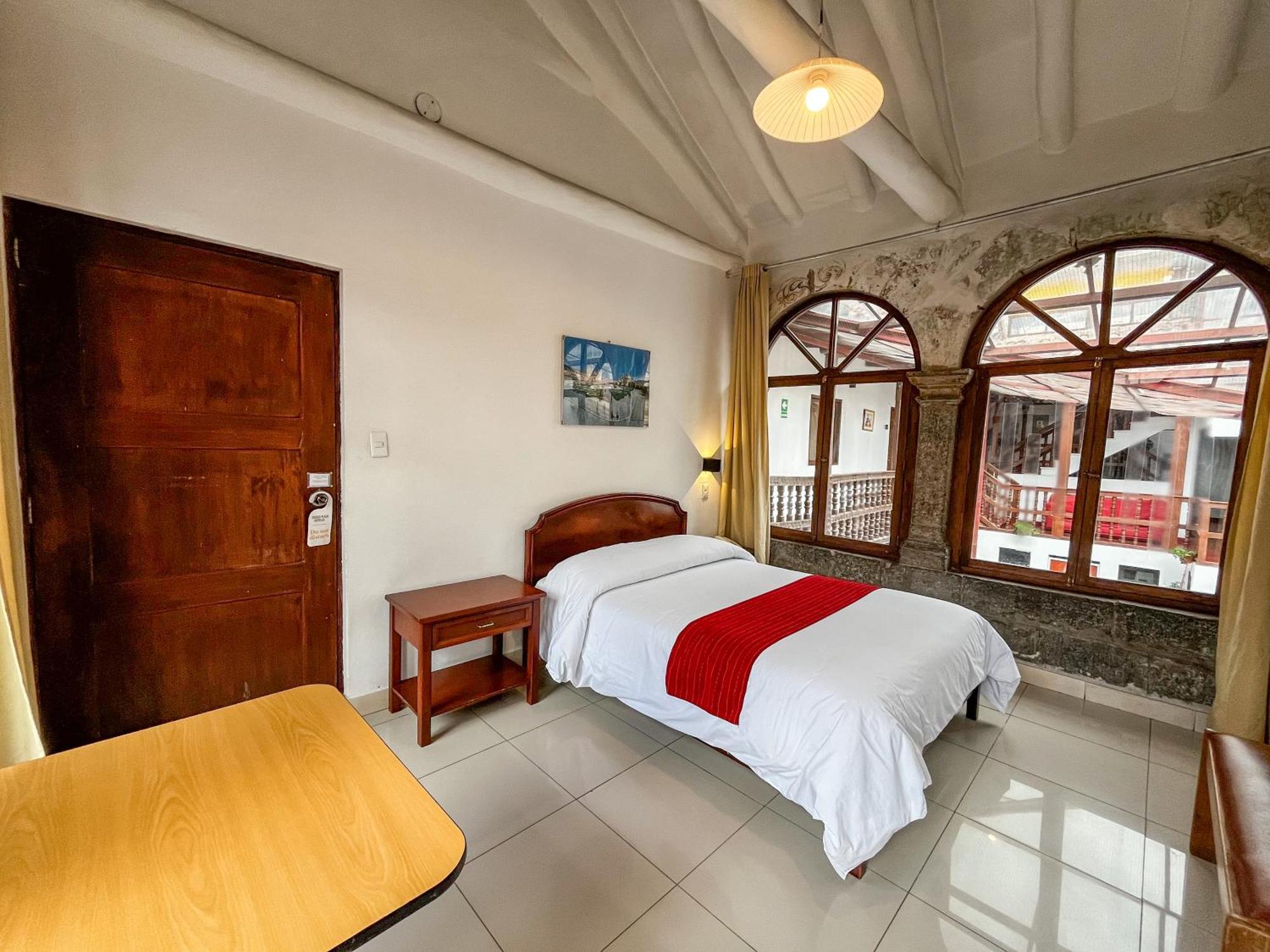 Hotel Cusco Plaza Saphi Esterno foto