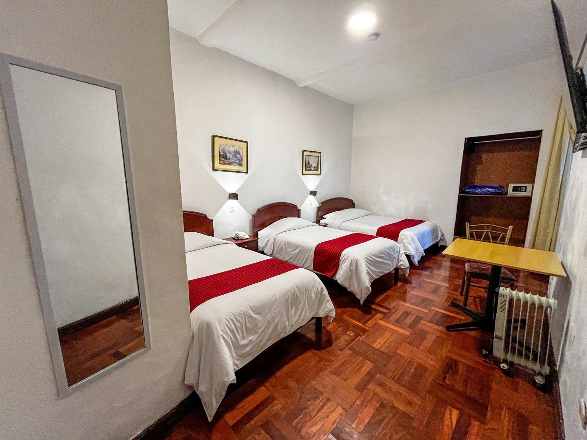 Hotel Cusco Plaza Saphi Esterno foto