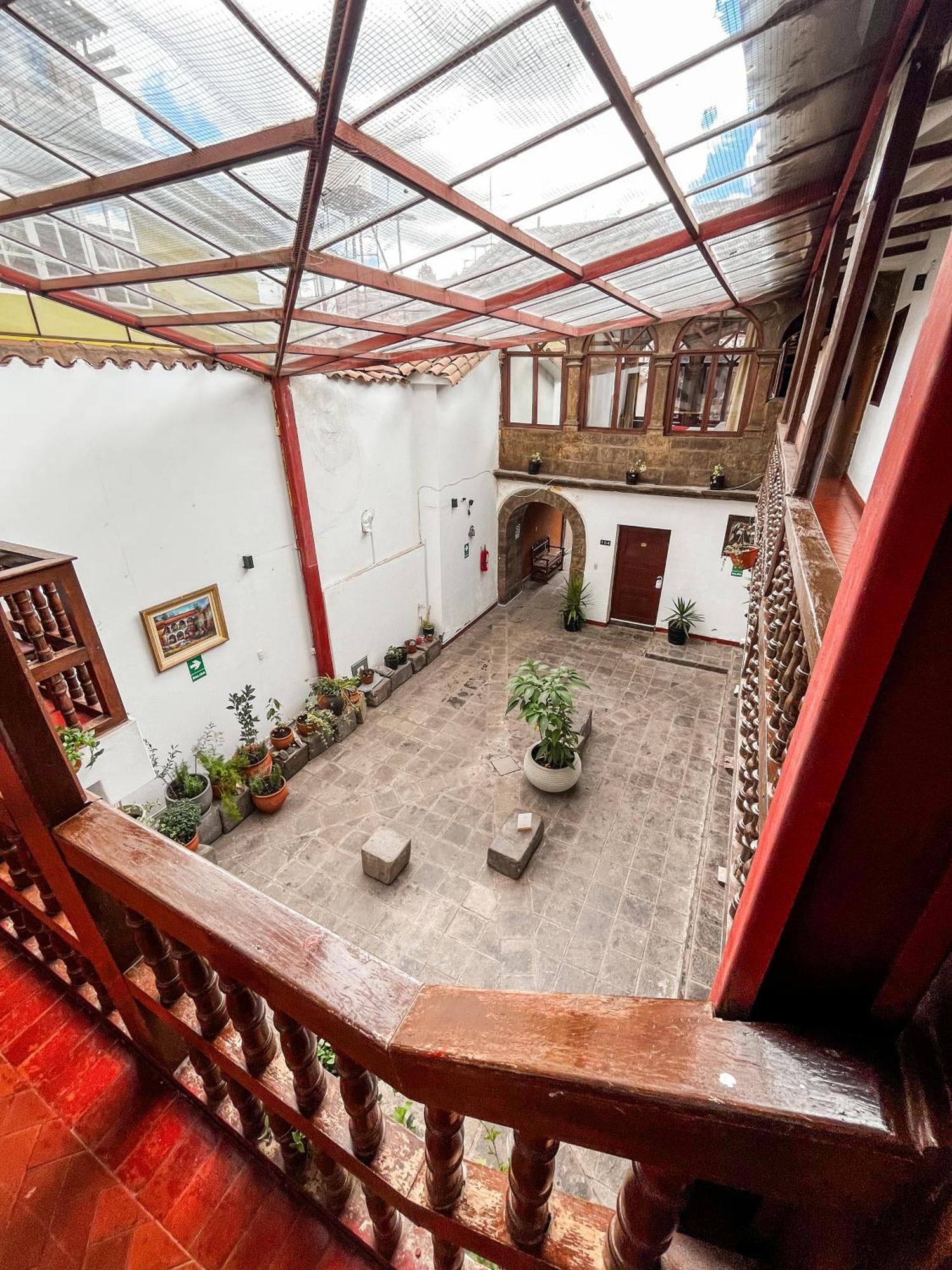 Hotel Cusco Plaza Saphi Esterno foto