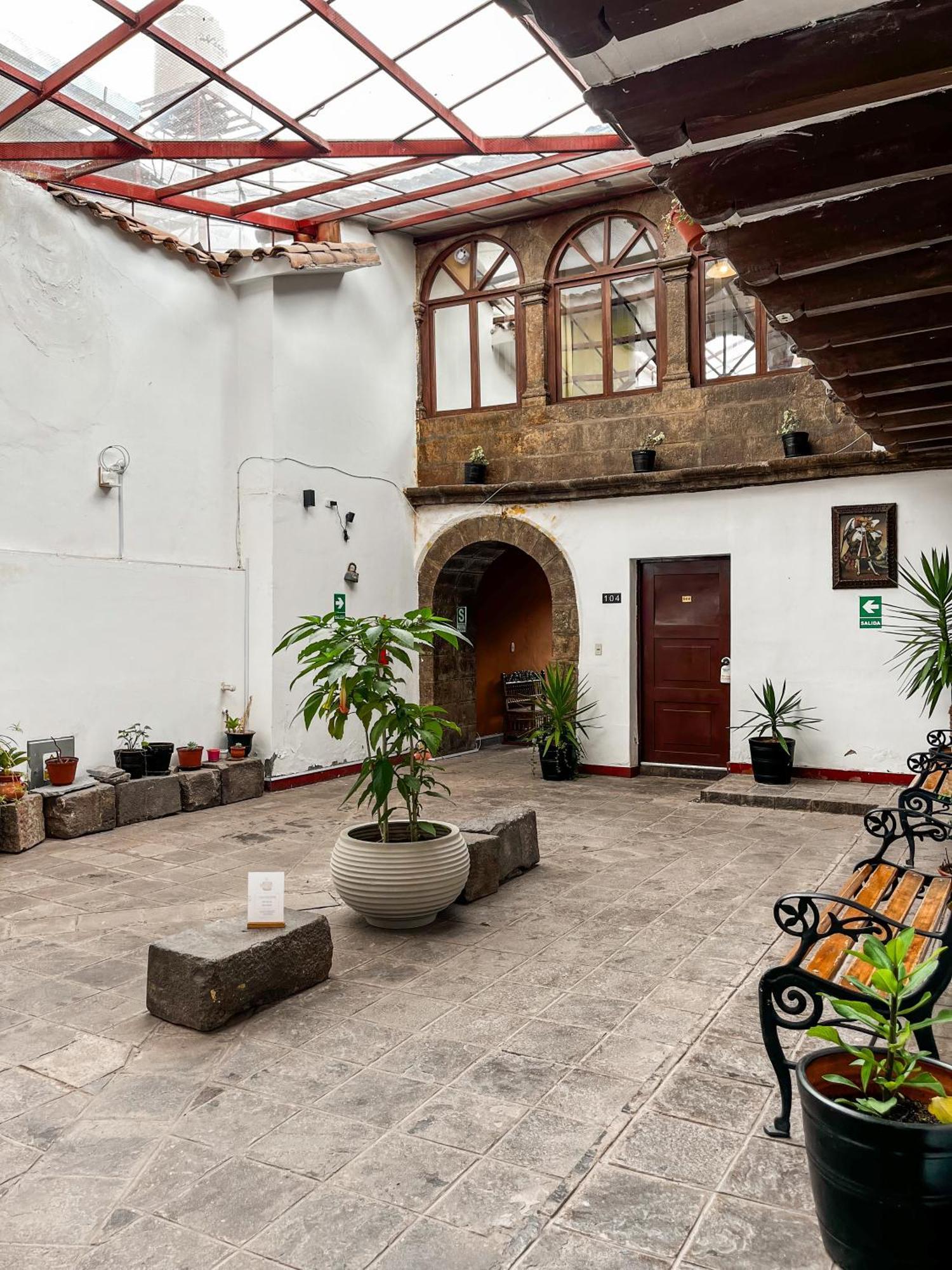 Hotel Cusco Plaza Saphi Esterno foto