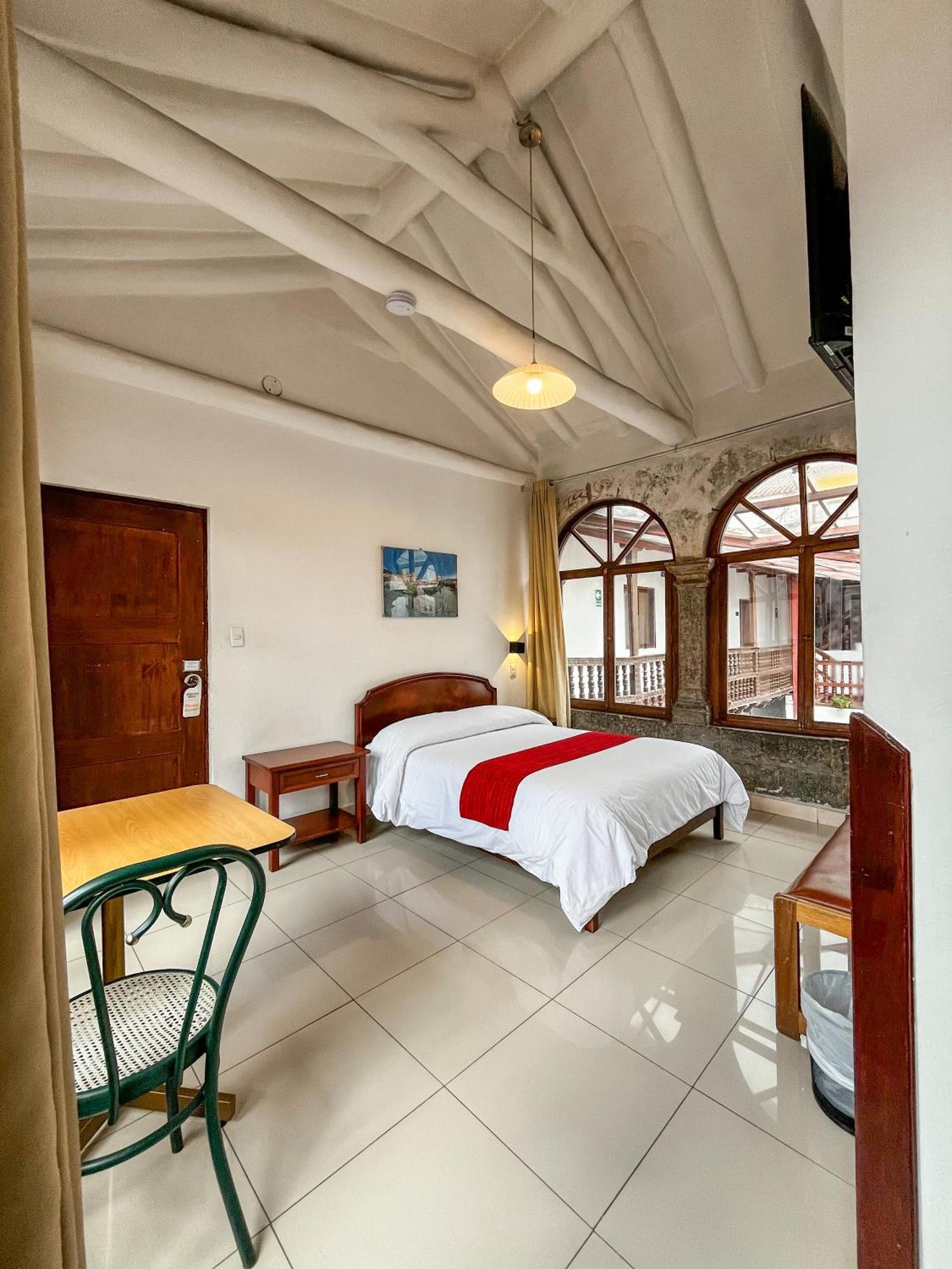 Hotel Cusco Plaza Saphi Esterno foto
