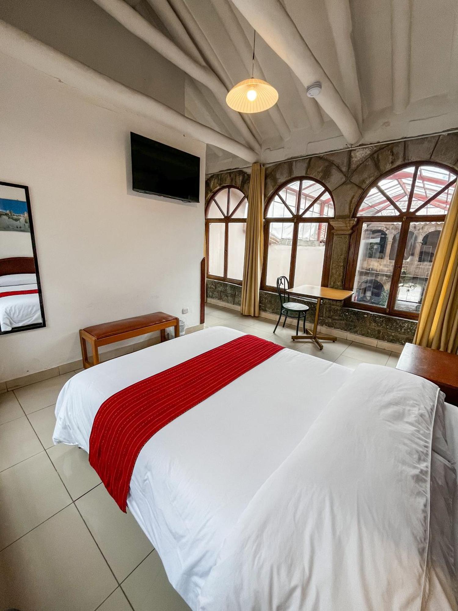 Hotel Cusco Plaza Saphi Esterno foto