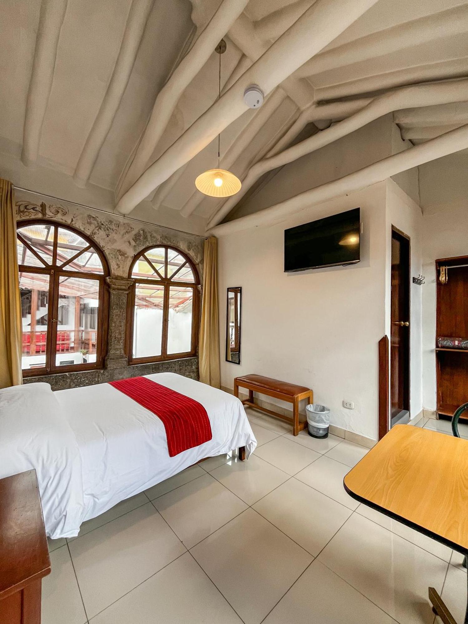 Hotel Cusco Plaza Saphi Esterno foto